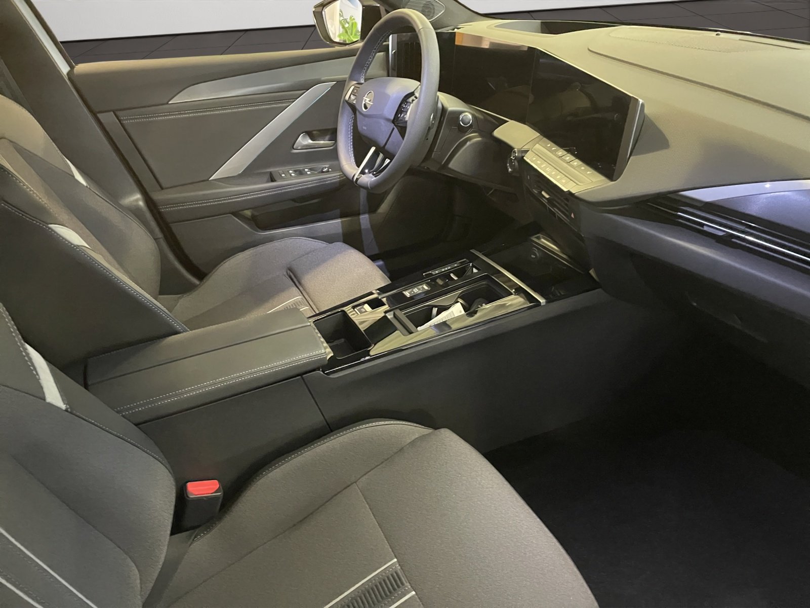 Bild 5 von Opel Astra-L Sports Tourer 1.2 Turbo Mild-Hybrid