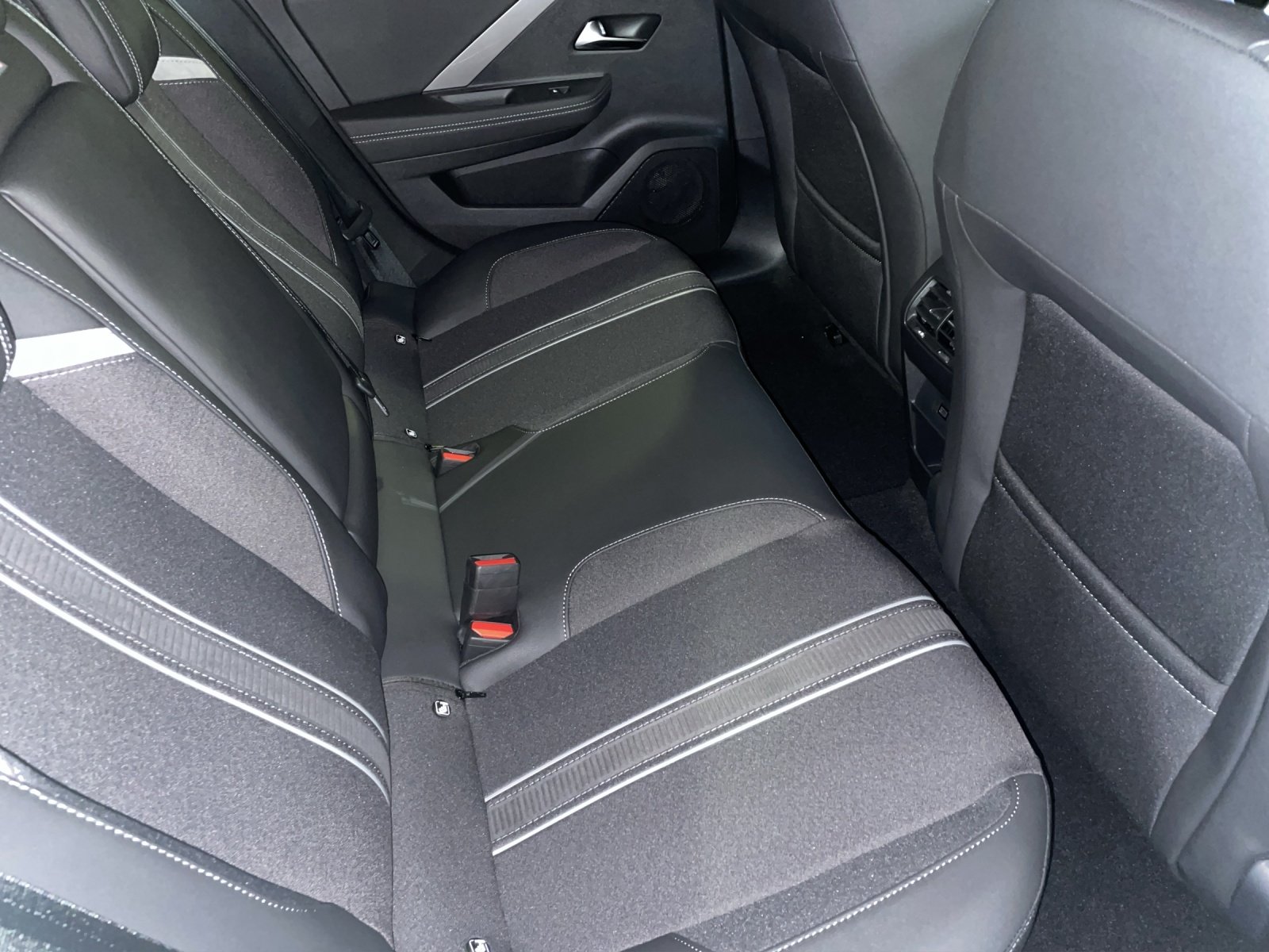 Bild 6 von Opel Astra-L Sports Tourer 1.2 Turbo Mild-Hybrid