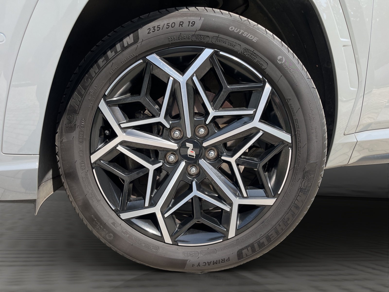 Bild 2 von Hyundai TUCSON 1.6 T-GDI 4WD Plug-In-Hybrid