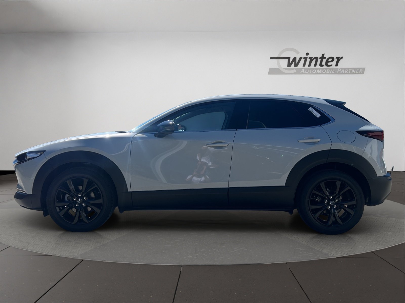 Bild 2 von Mazda Mazda CX-30 6-Gang FWD 2.0L 186ps