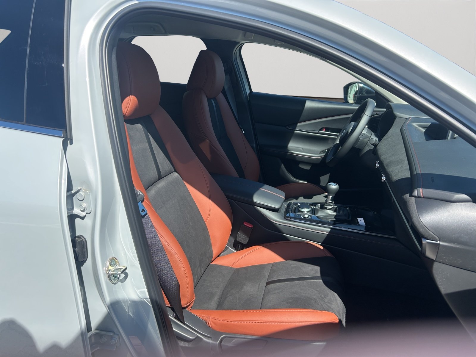 Bild 5 von Mazda Mazda CX-30 6-Gang FWD 2.0L 186ps