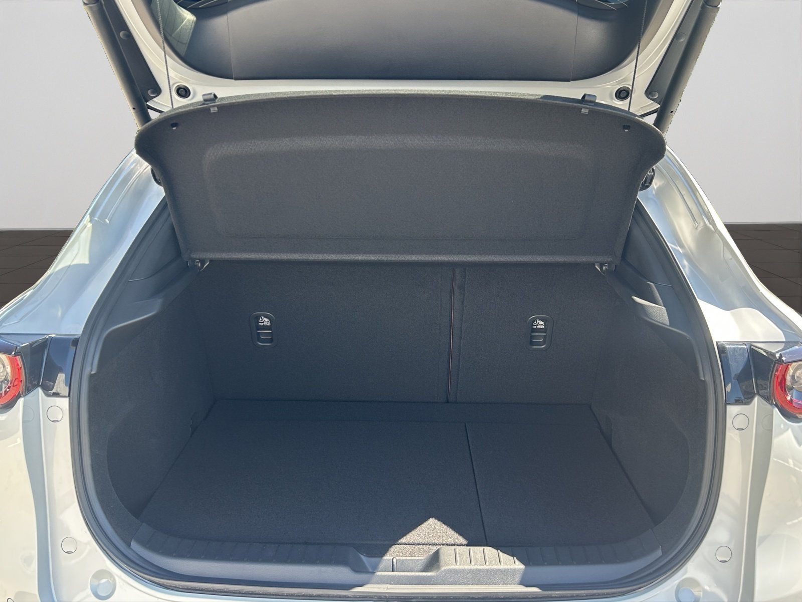 Bild 7 von Mazda Mazda CX-30 6-Gang FWD 2.0L 186ps