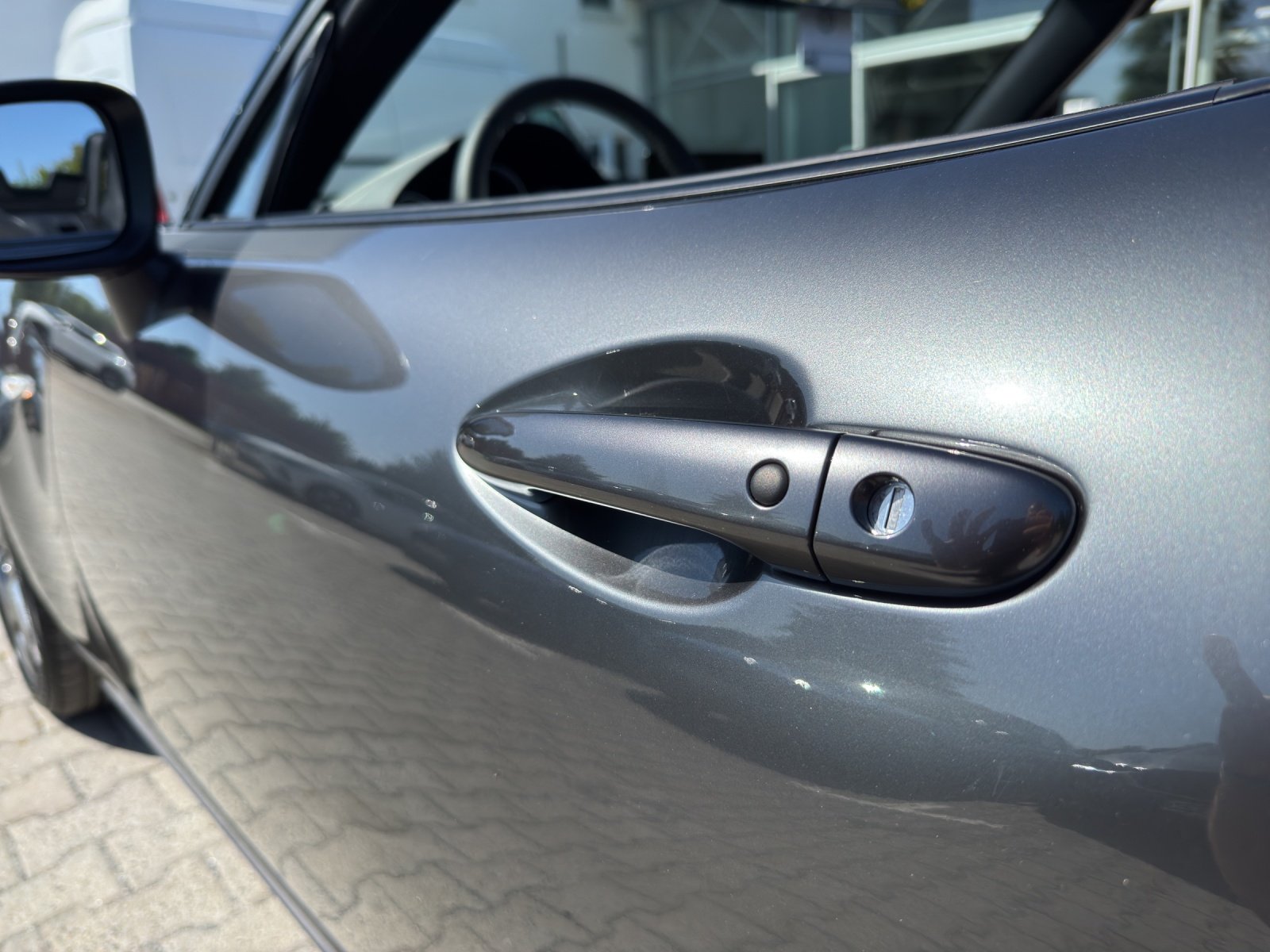 Bild 13 von Mazda MX-5 Roadster 1.5L 132PS 6-Gang RWD