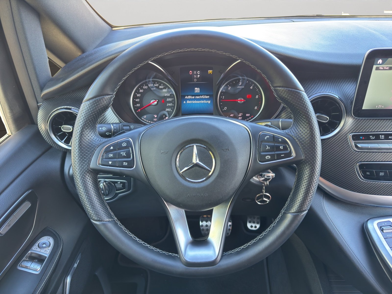 Bild 9 von Mercedes-Benz V 250 d Avantgarde