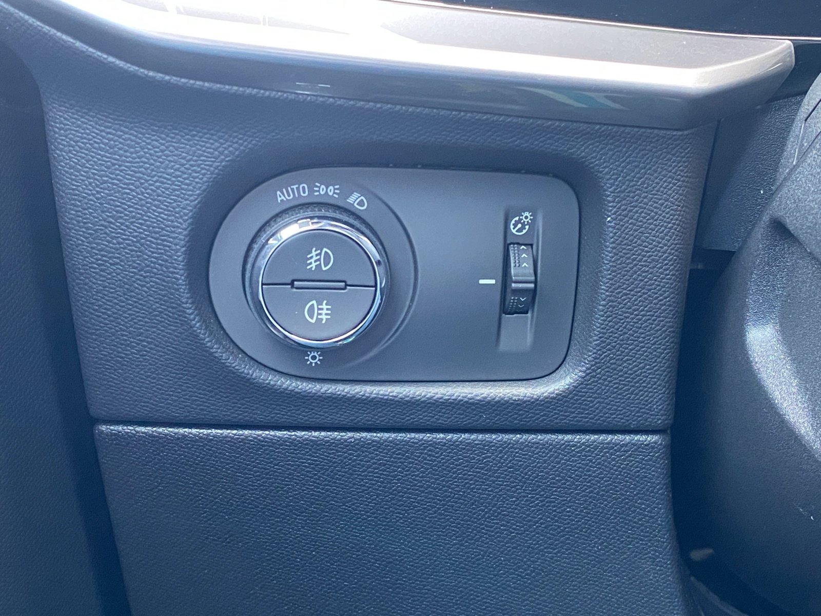 Bild 9 von Opel Mokka-e  Elektromotor 100 kW (136 PS)