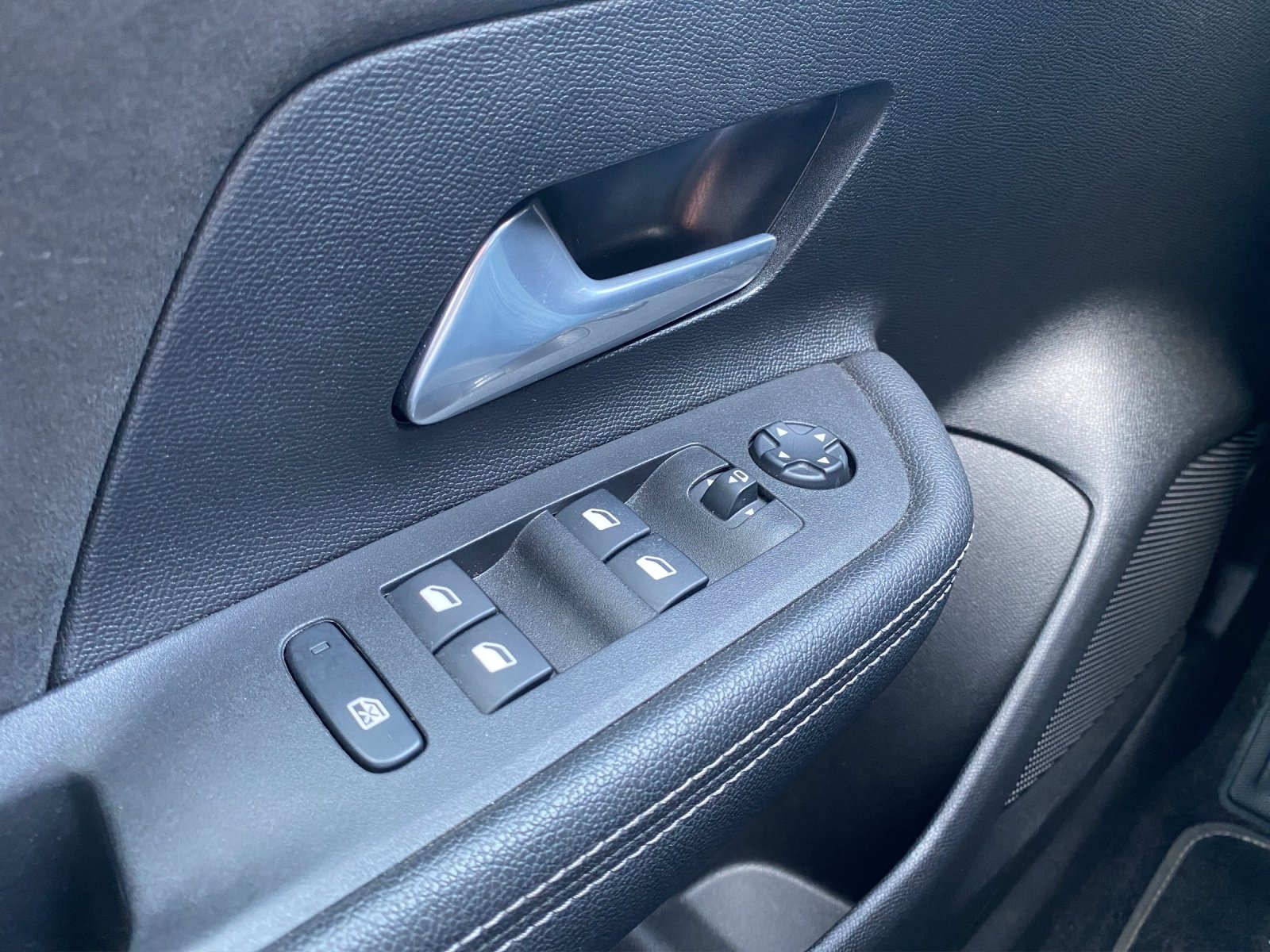Bild 11 von Opel Mokka-e  Elektromotor 100 kW (136 PS)
