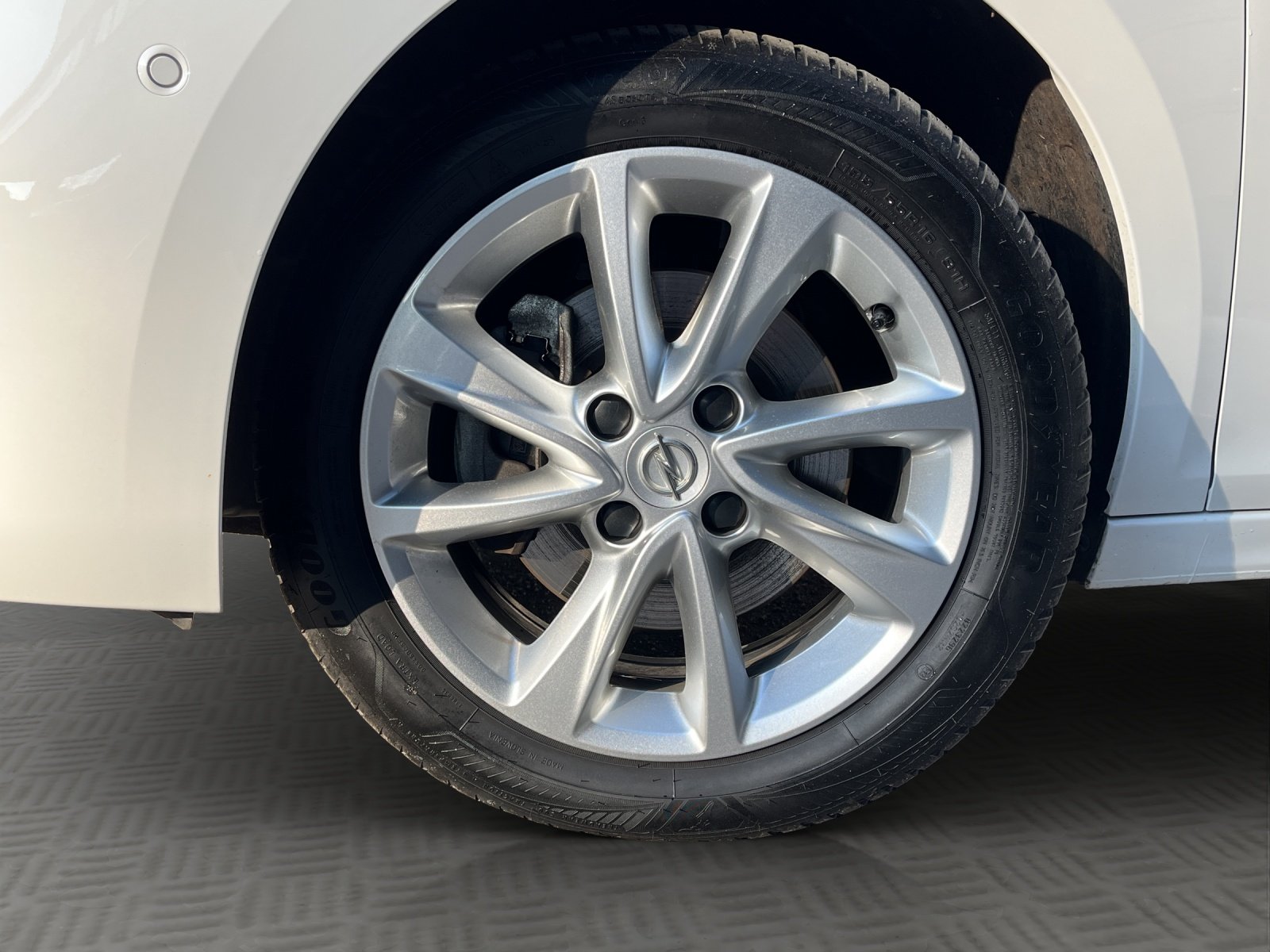 Bild 2 von Opel Corsa 1.2 Turbo