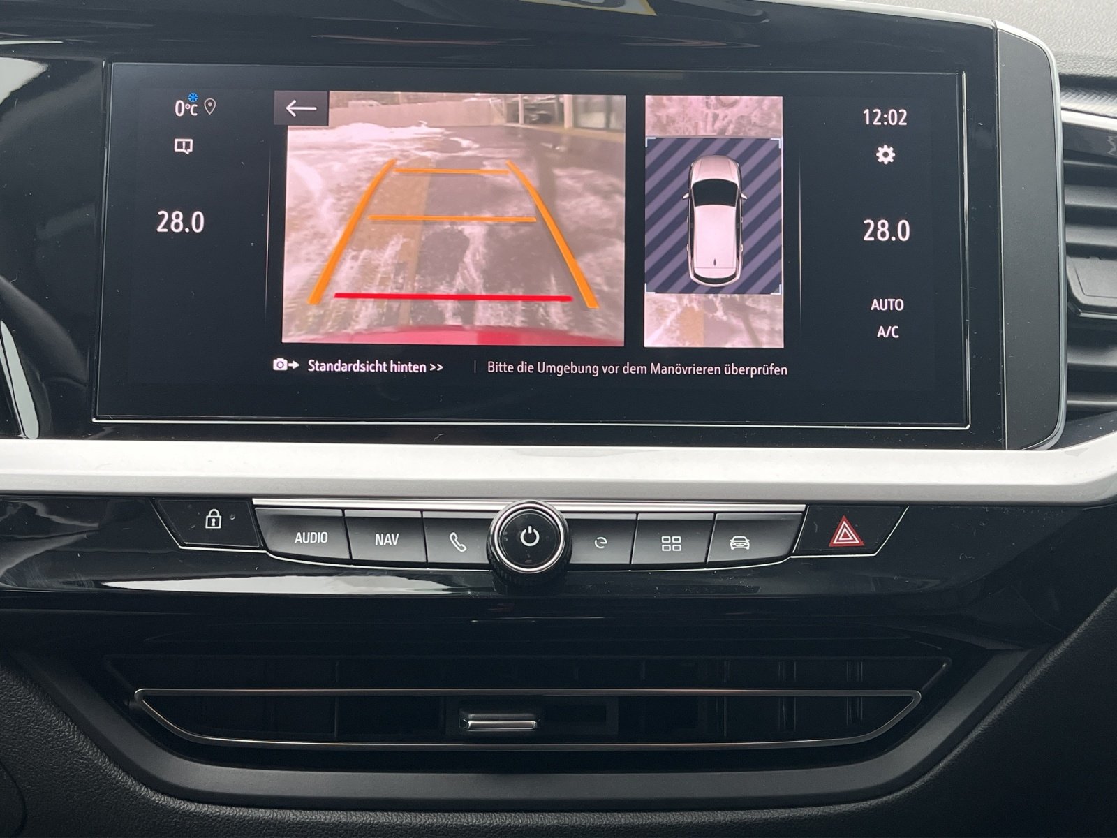 Bild 10 von Opel Grandland 1.6 Turbo Hybrid