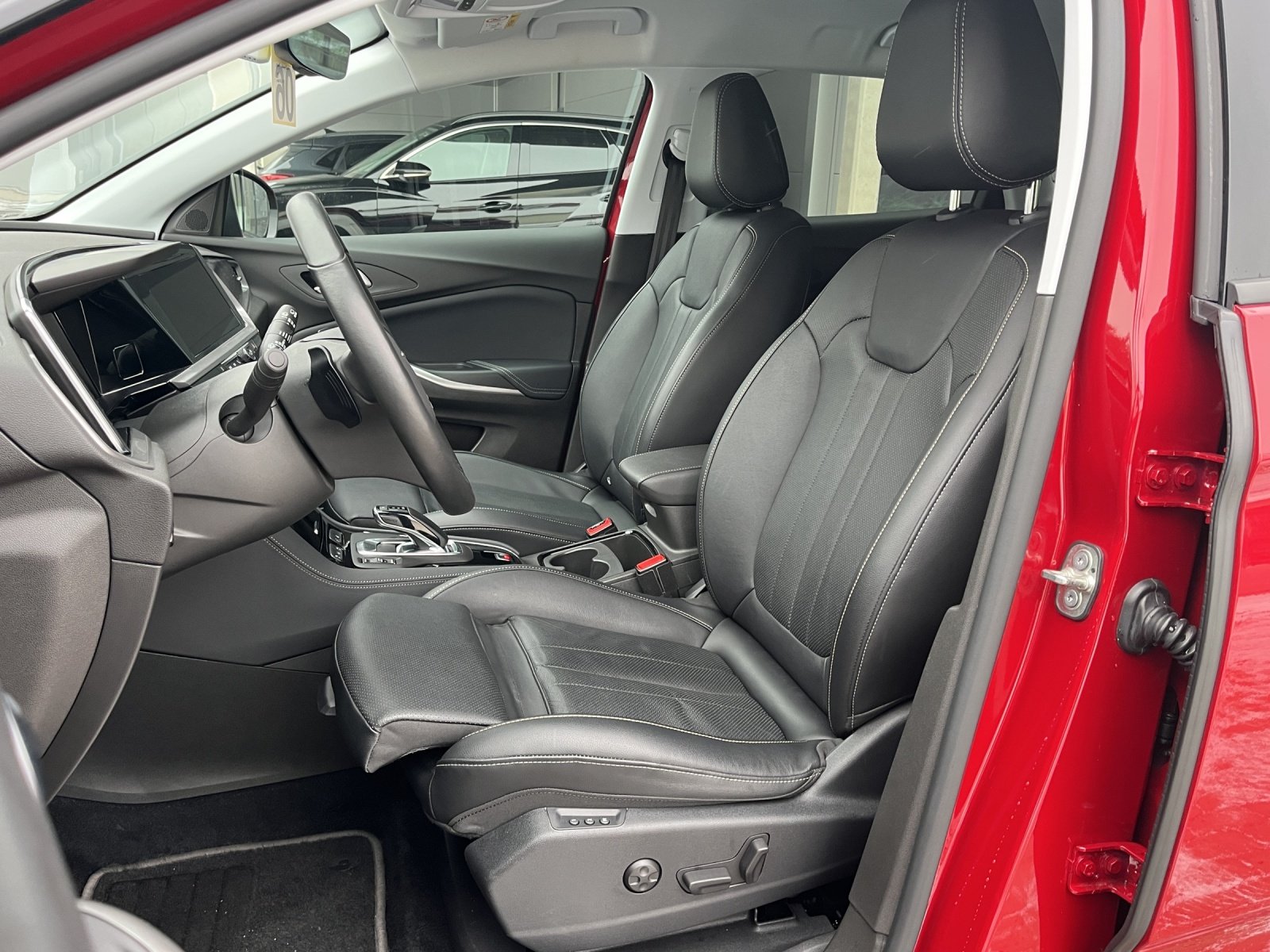 Bild 15 von Opel Grandland 1.6 Turbo Hybrid