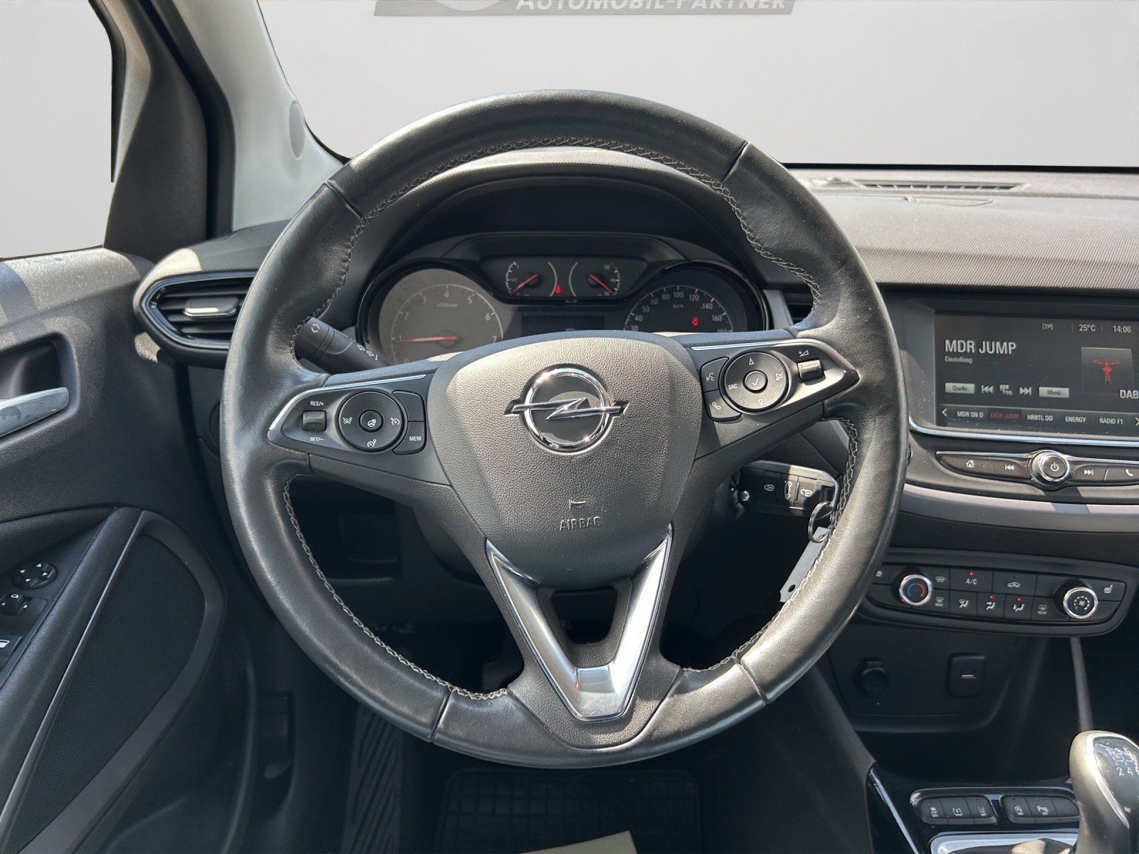 Bild 9 von Opel Crossland 1.2