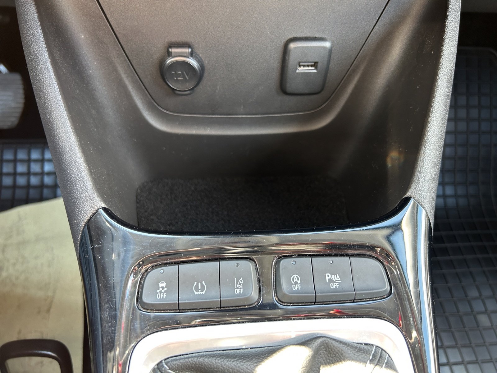 Bild 15 von Opel Crossland 1.2