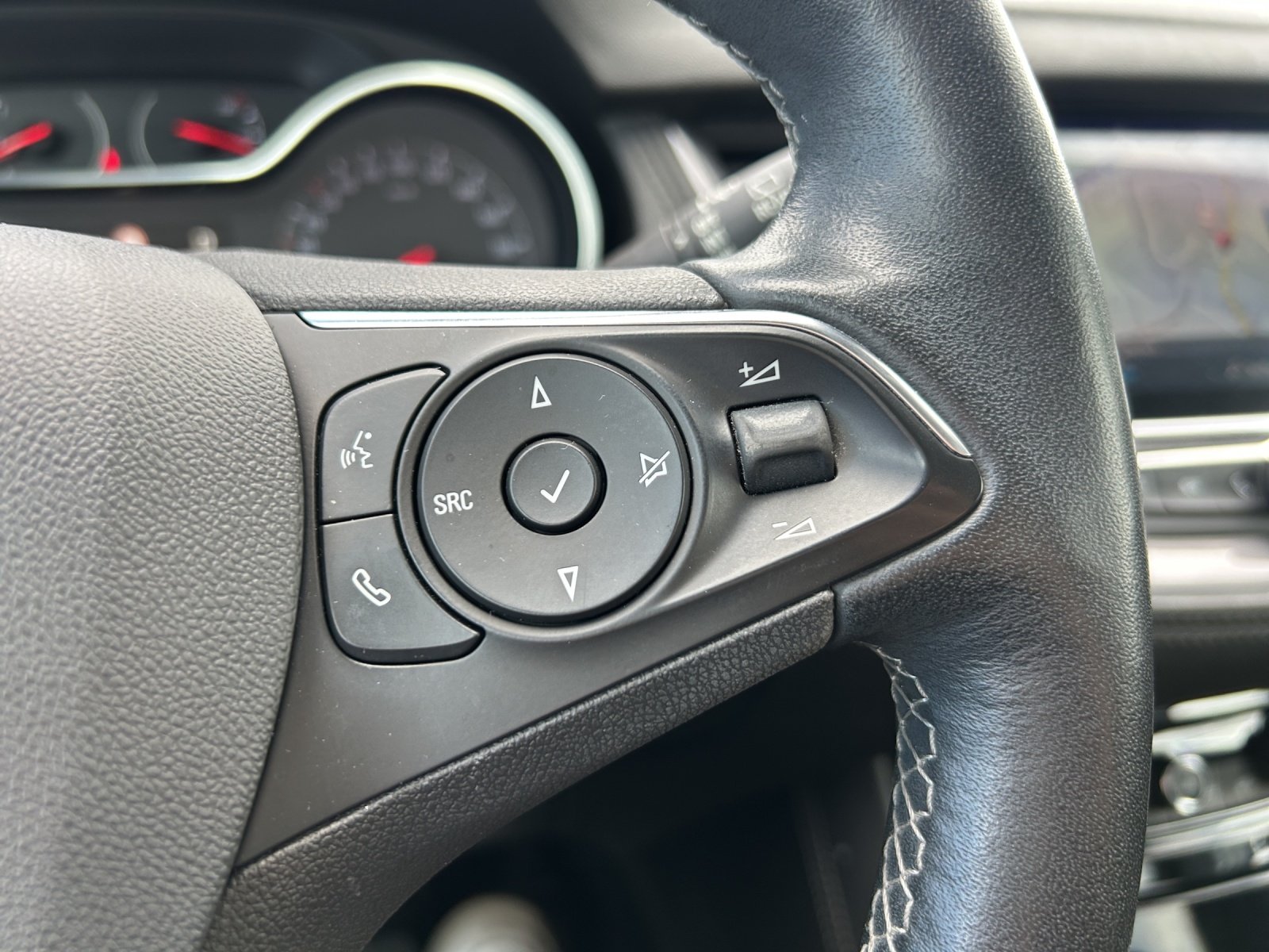 Bild 15 von Opel Grandland X Direct Injection Turbo