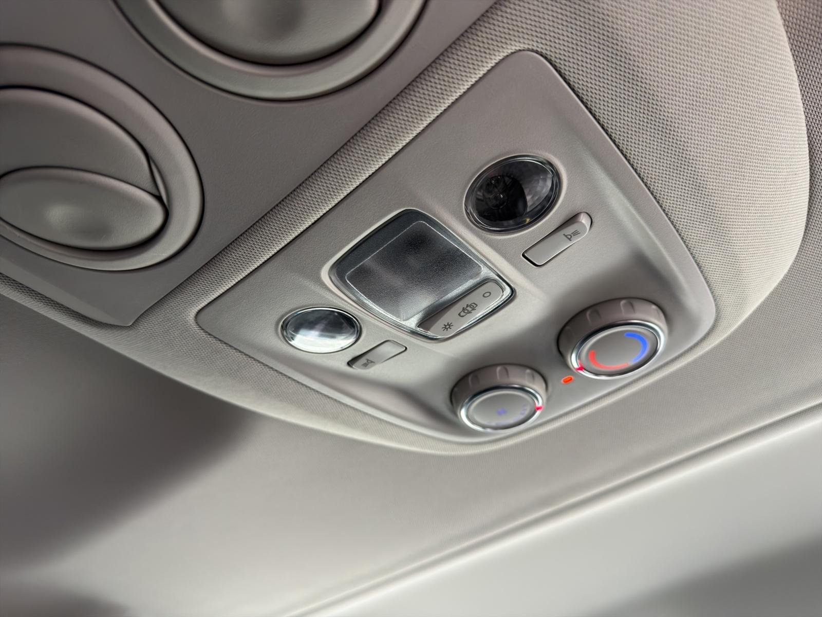 Bild 14 von Opel Vivaro 1,5D 6-Gang 120PS