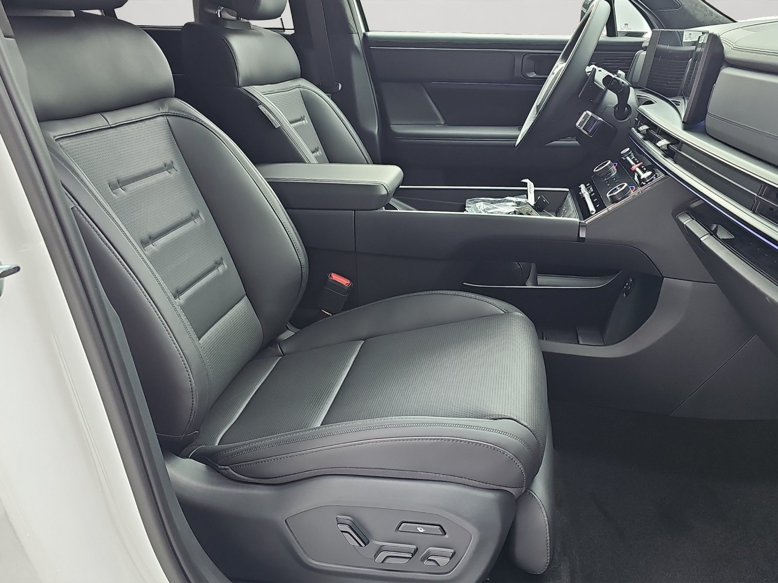 Bild 5 von Hyundai Santa Fe 1.6T-GDi 4WD Hybrid