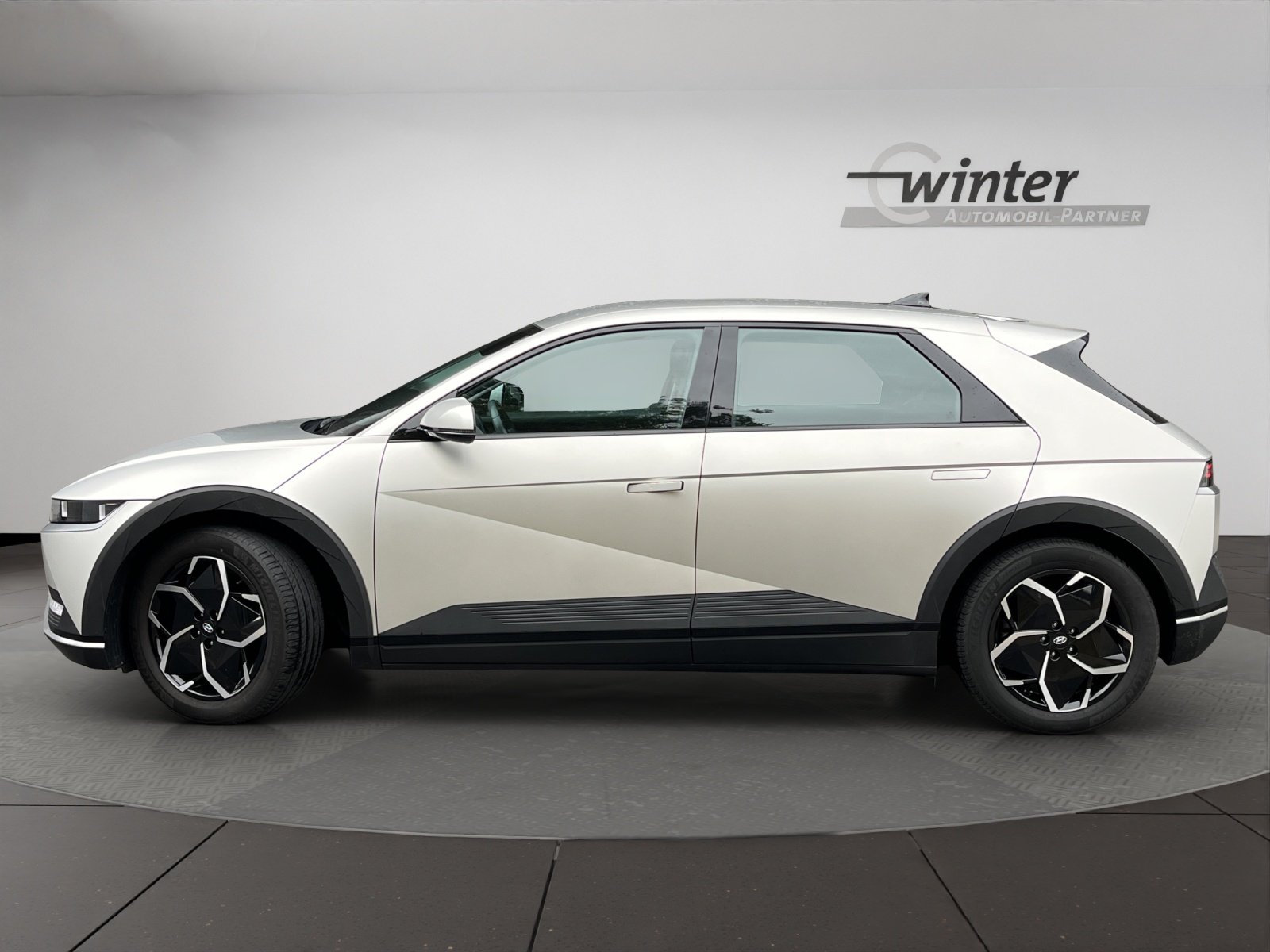 Bild 3 von Hyundai IONIQ 5  58 kWh Heckantrieb