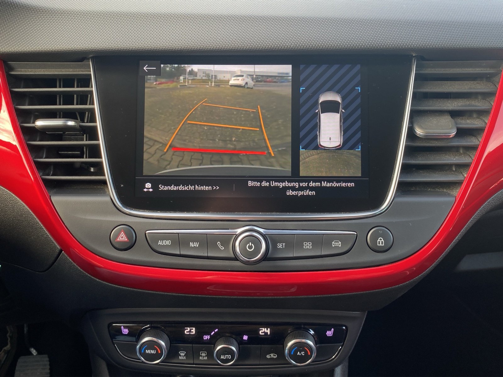 Bild 10 von Opel Crossland 1.2 Turbo