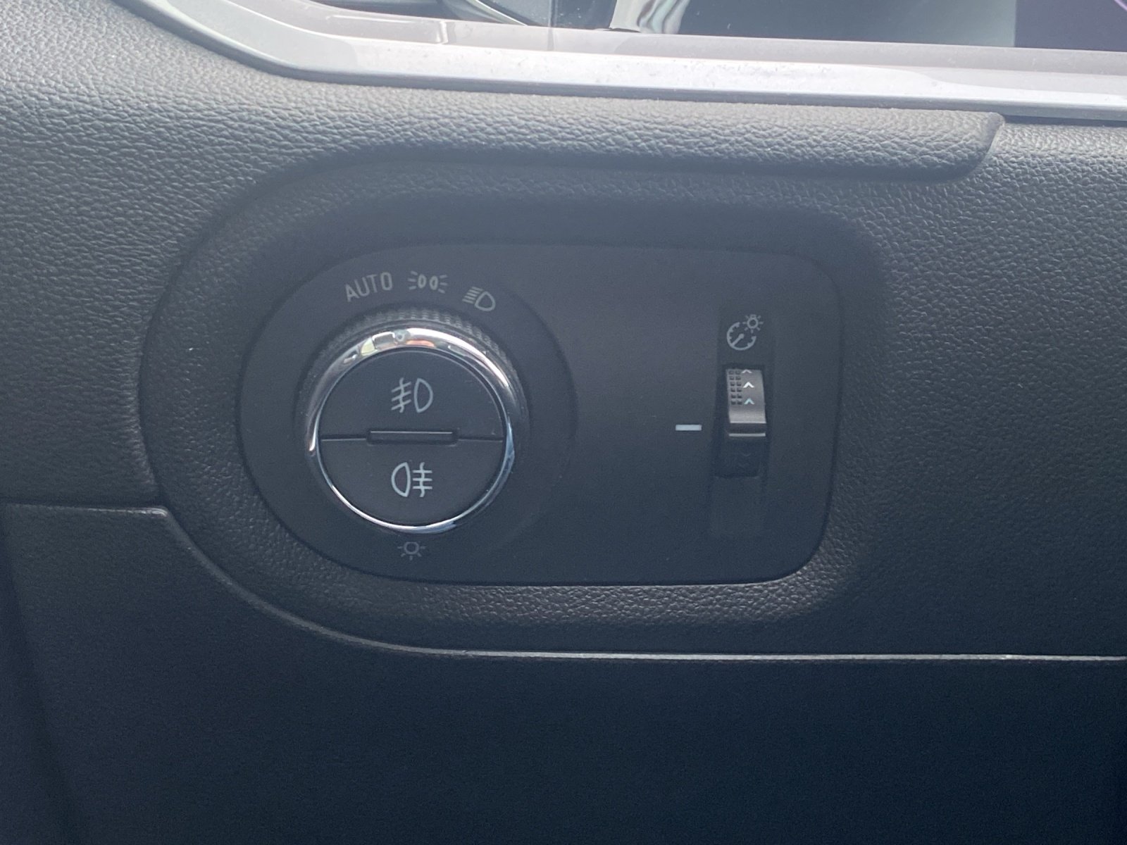 Bild 9 von Opel Grandland Plug-In-Hybrid