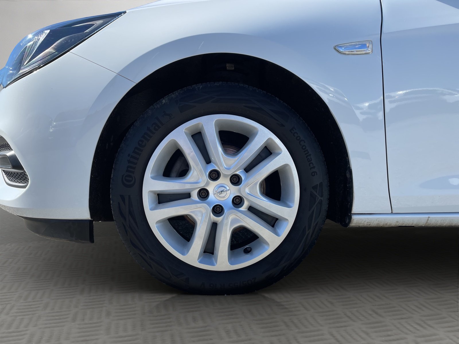 Bild 2 von Opel Astra 5-TÃ¼rer Edition  1.2 DIT