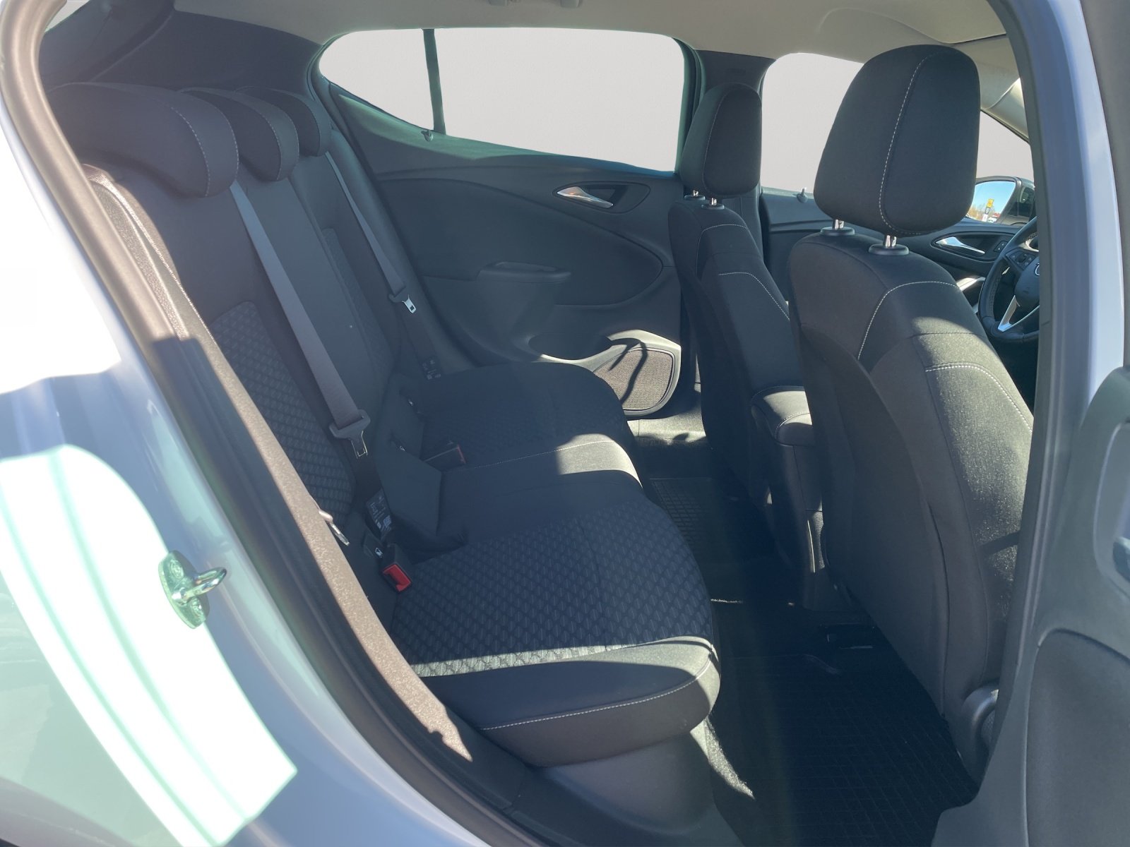 Bild 6 von Opel Astra 5-TÃ¼rer Edition  1.2 DIT