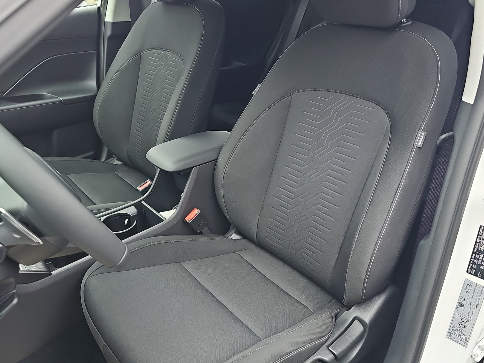 Bild 13 von Hyundai Kona  1.6 GDi Hybrid