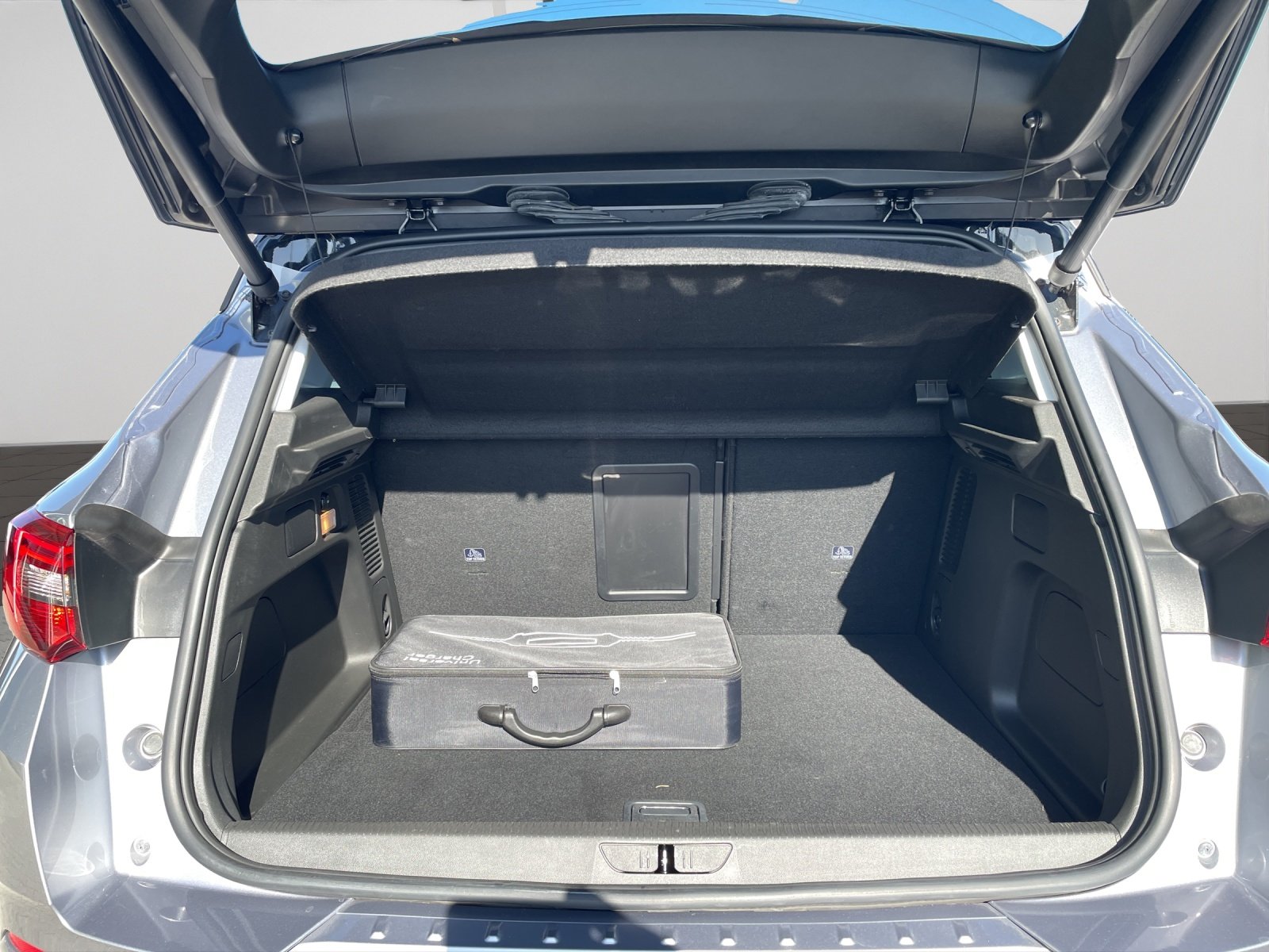 Bild 5 von Opel Grandland 1.6 Turbo Plug-In-Hybrid Ultimate