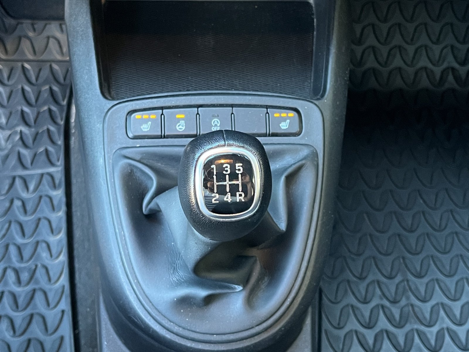 Bild 13 von Hyundai i10  1.0