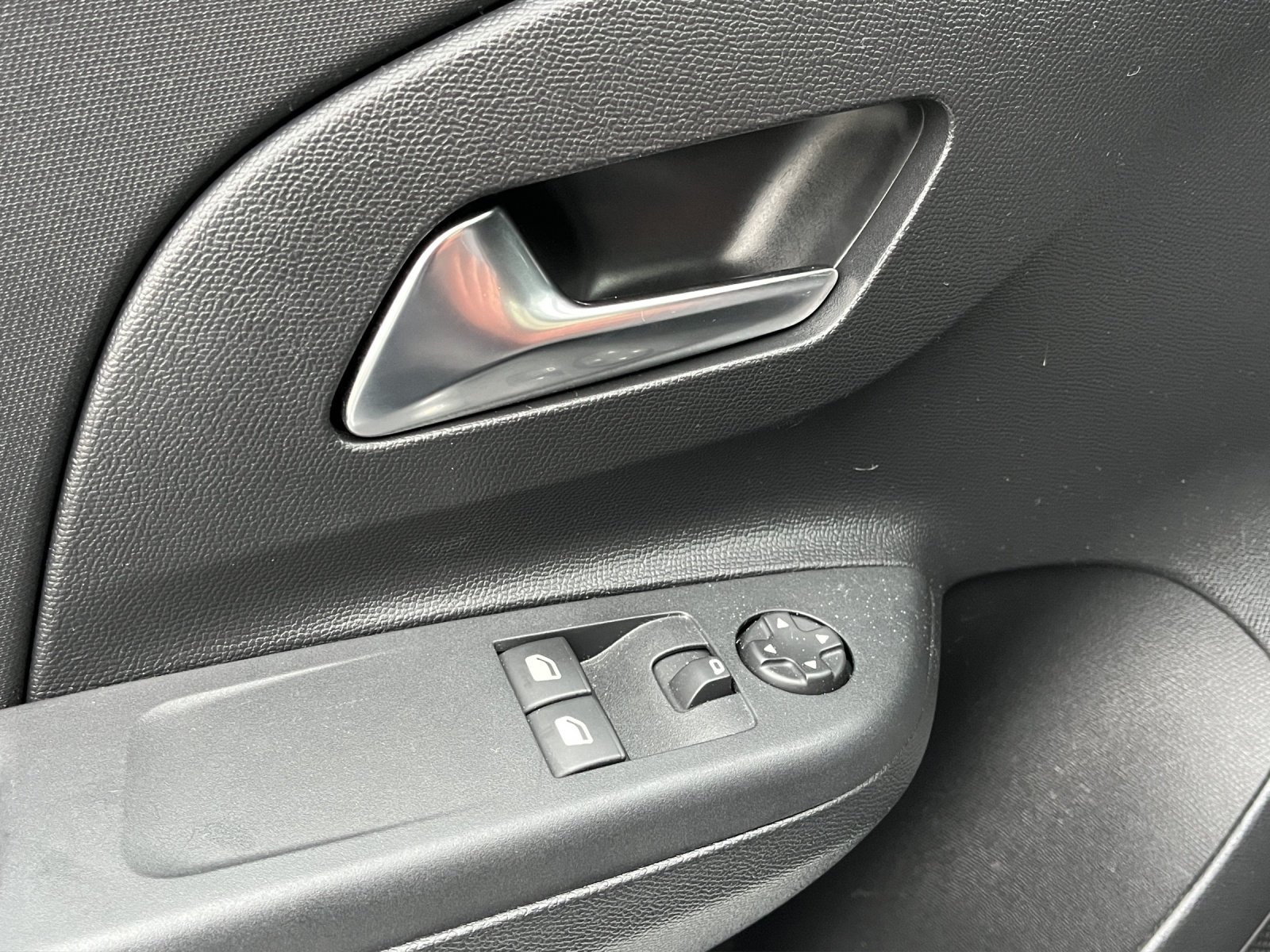 Bild 11 von Opel Corsa F 1.2