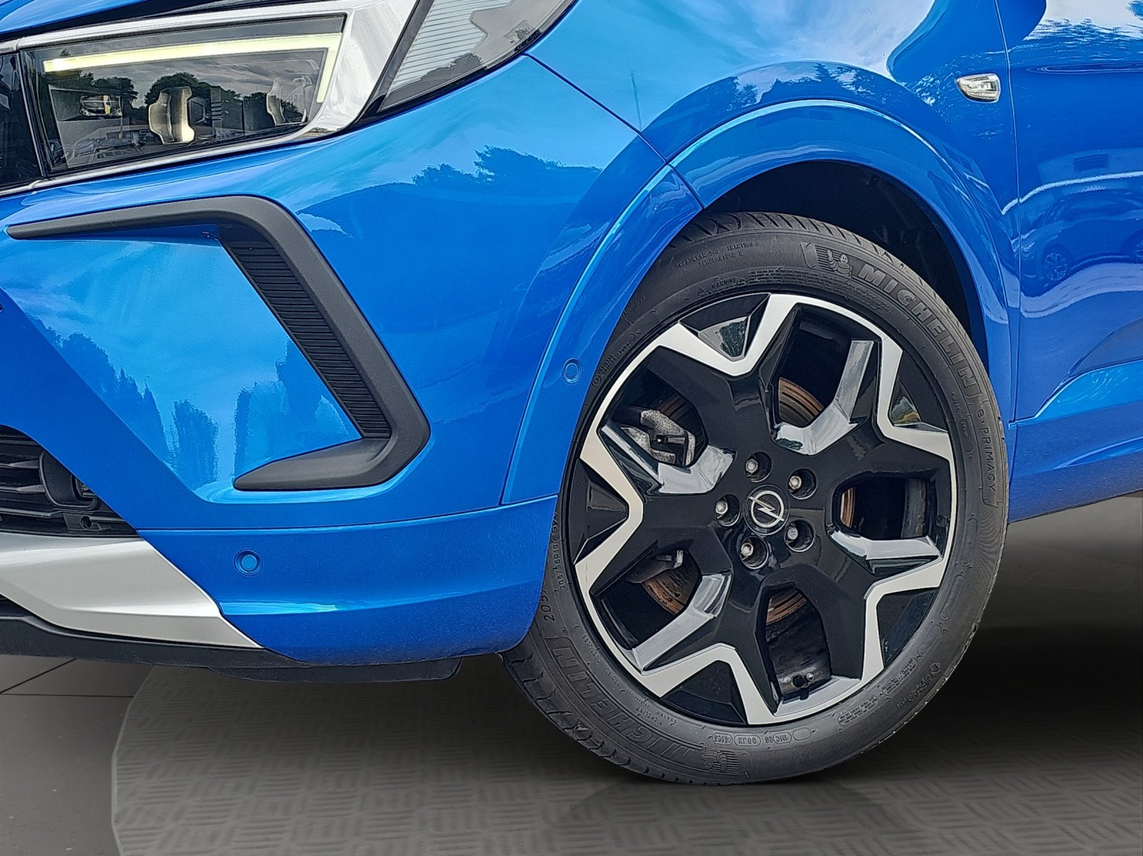 Bild 2 von Opel Grandland X 1.6 Turbo Hybrid