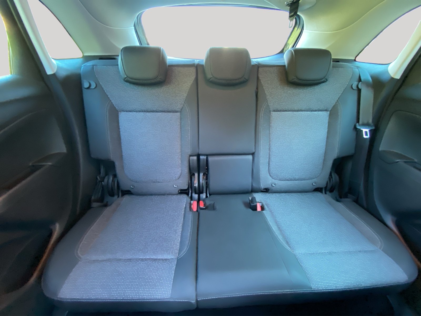 Bild 6 von Opel Crossland  Elegance 12 DIT LED/STANDHEIZUNG