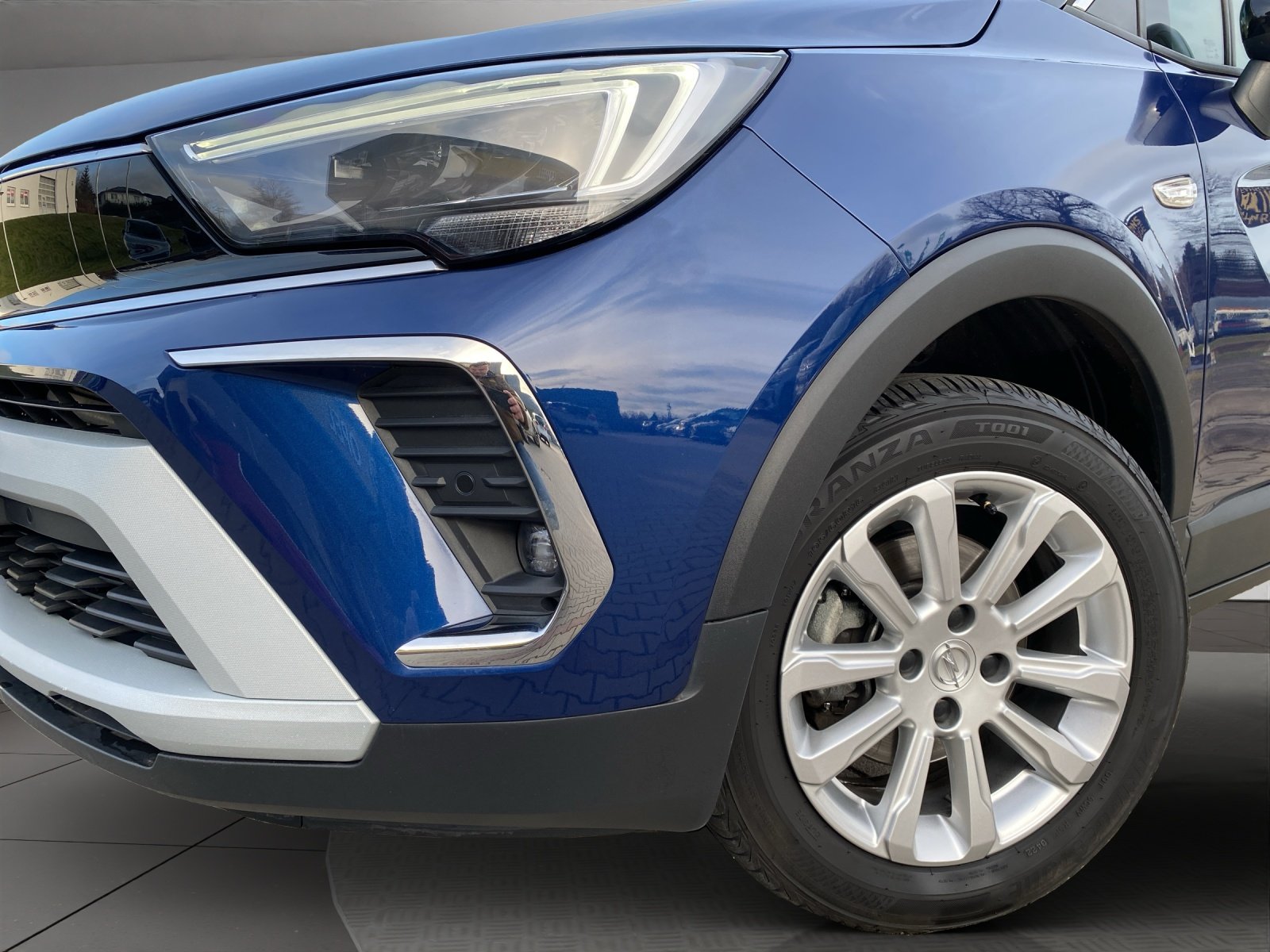 Bild 2 von Opel Crossland Elegance 1.2 DirectInjection Turbo 81 kW (110 PS)