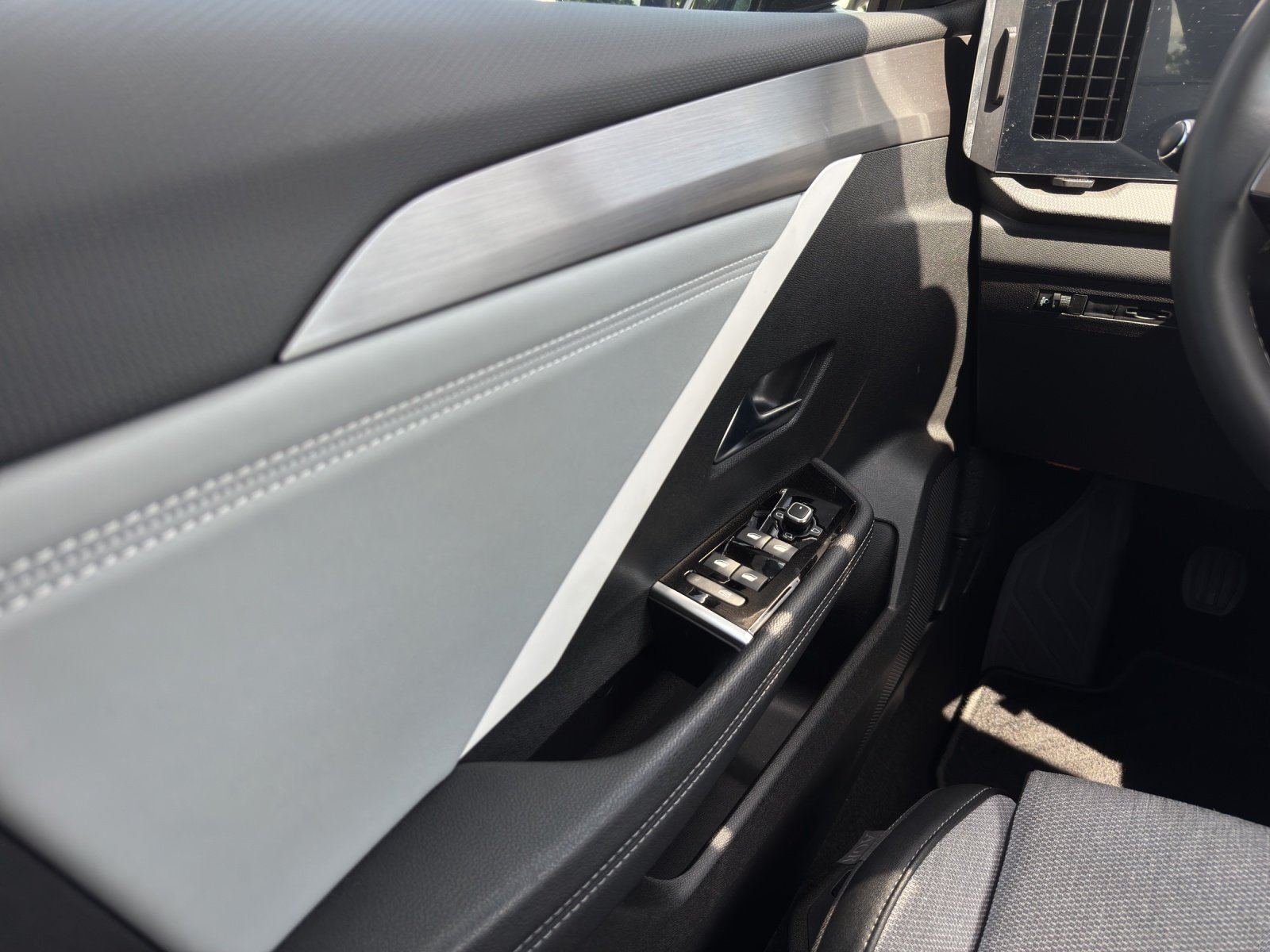 Bild 11 von Opel Astra ST  Elegance 1.5 D