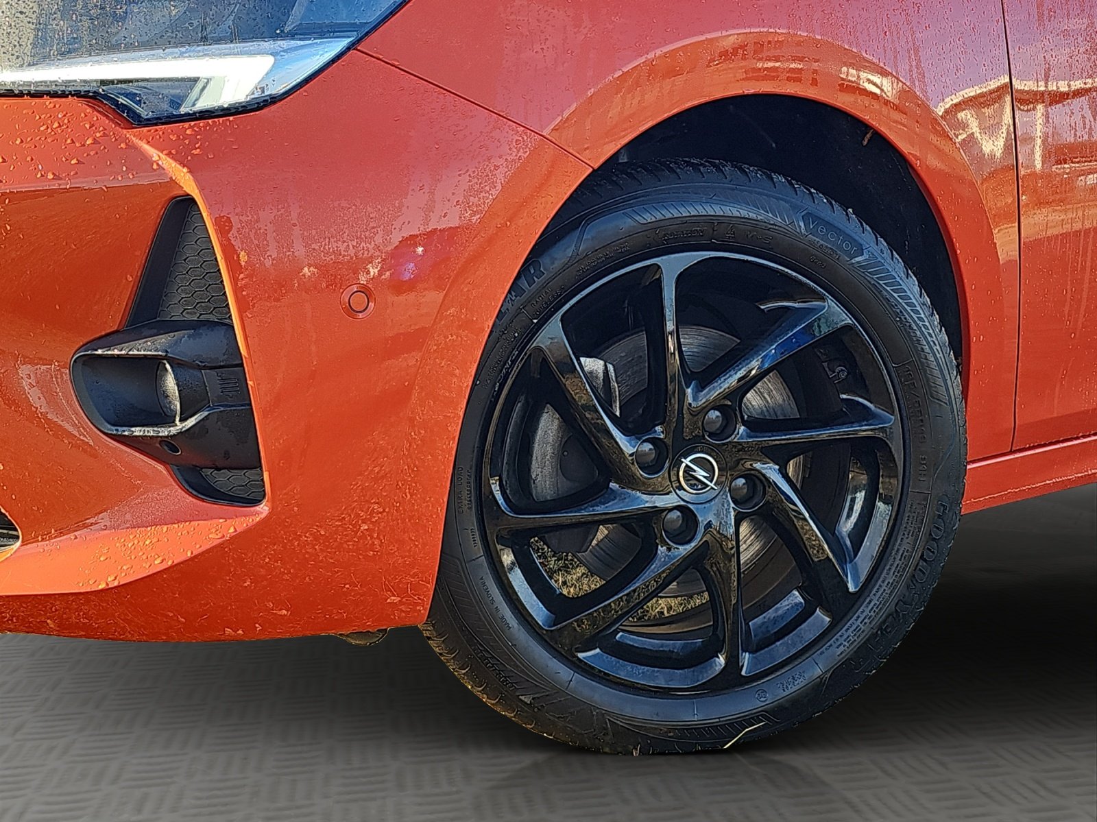 Bild 2 von Opel Corsa F 1.2 Turbo