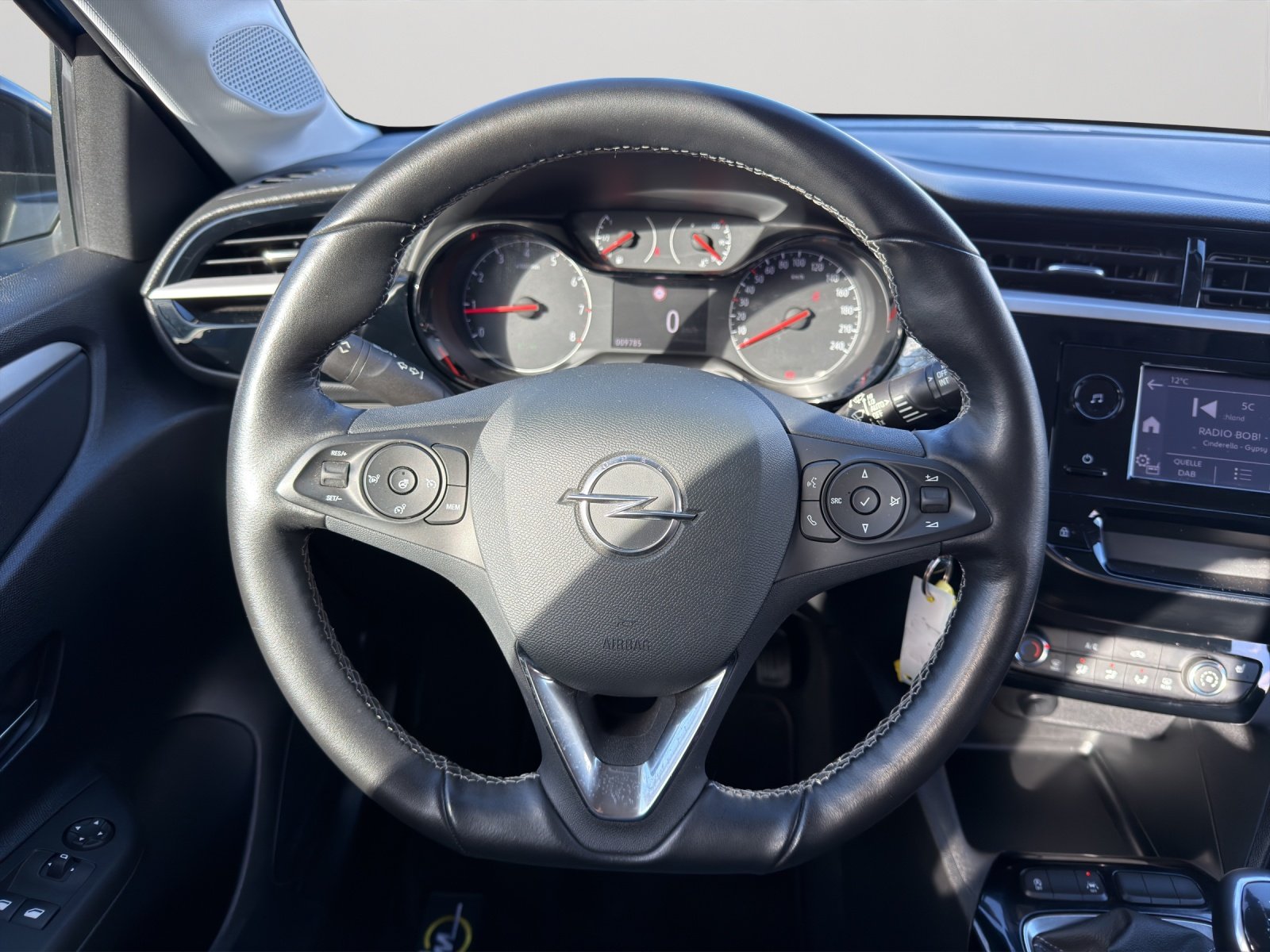 Bild 9 von Opel Corsa 1.2 75PS 5-Gang