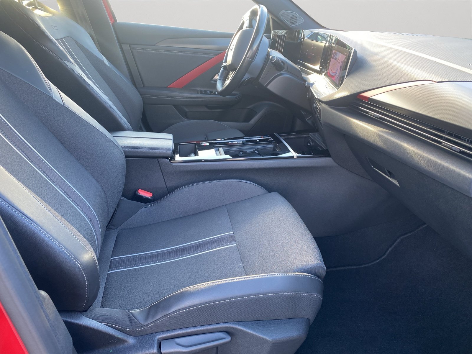 Bild 7 von Opel Astra GS Line Plug-In-Hybrid   1.6 Turbo