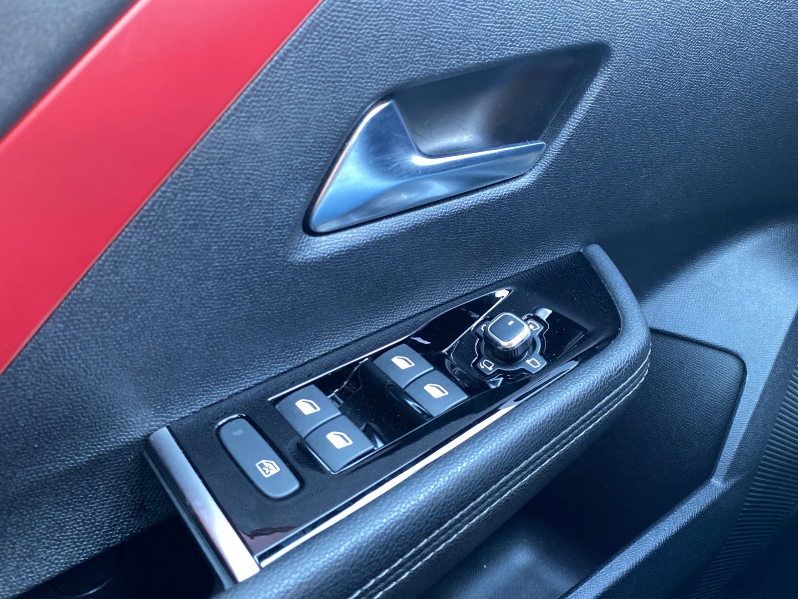 Bild 11 von Opel Astra GS Line Plug-In-Hybrid   1.6 Turbo