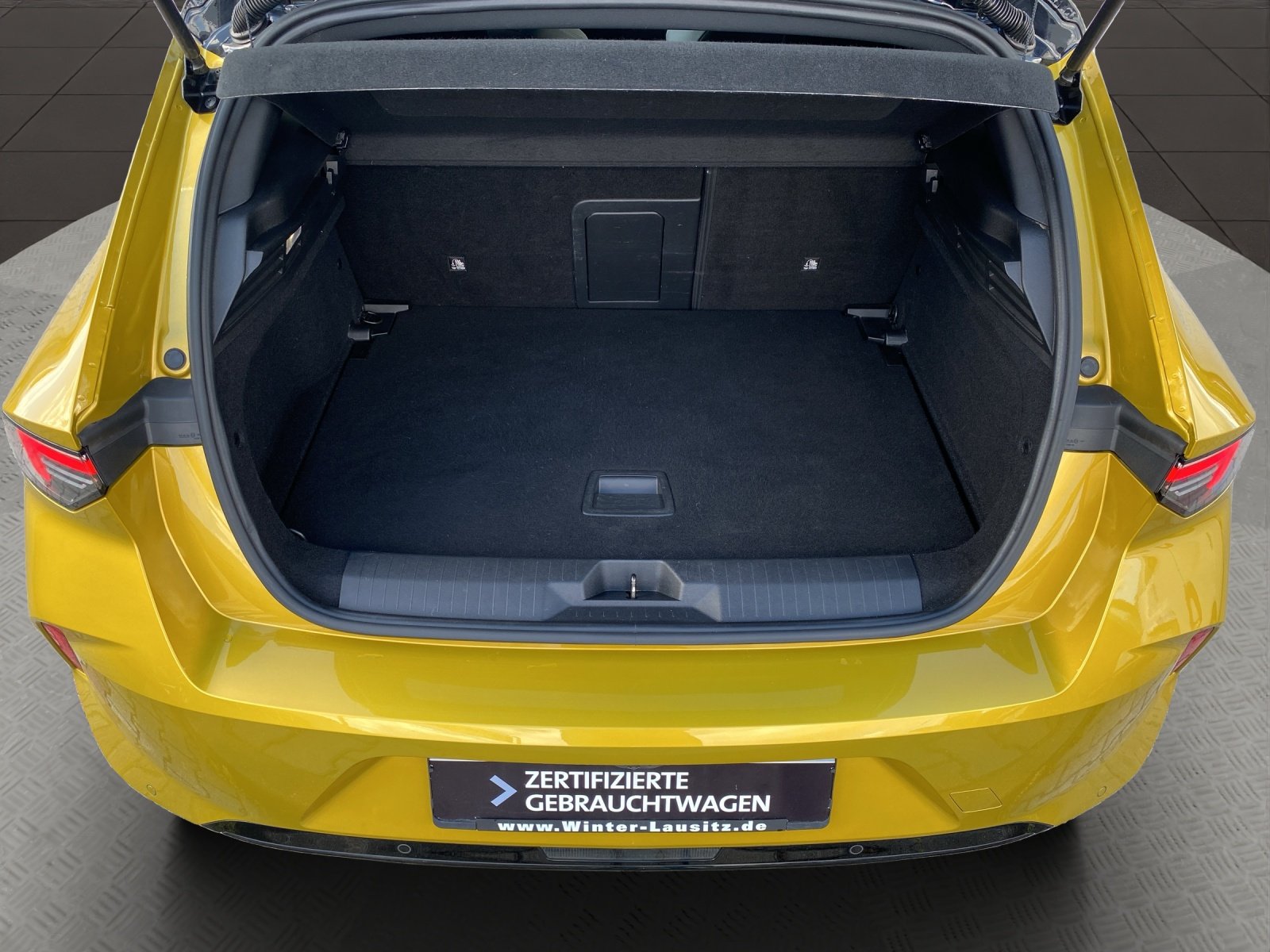 Bild 4 von Opel Astra Ultimate 12 Turbo