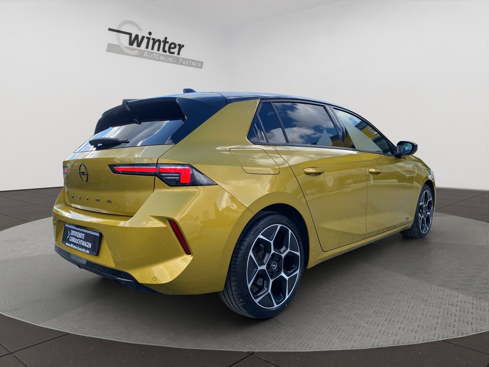 Bild 5 von Opel Astra Ultimate 12 Turbo