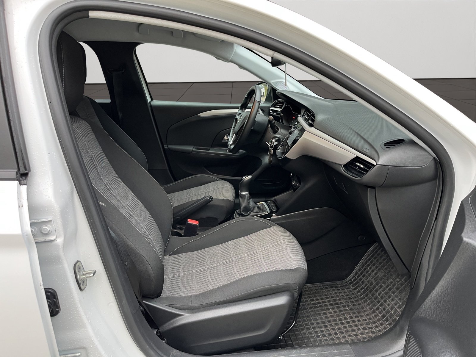 Bild 7 von Opel Corsa F  1.2