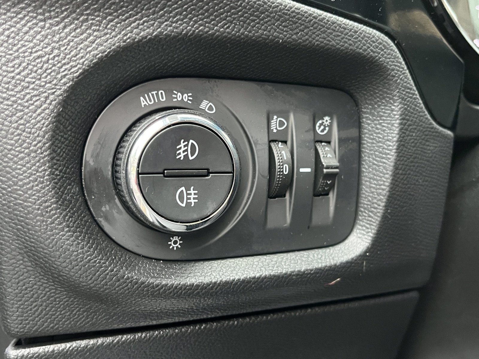 Bild 12 von Opel Corsa F  1.2