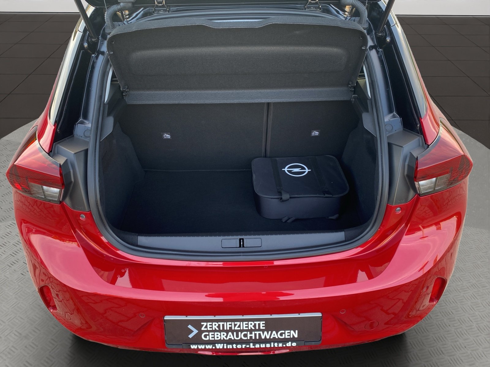 Bild 7 von Opel Corsa-e Elegance, Elektromotor 100 kW (136 PS)