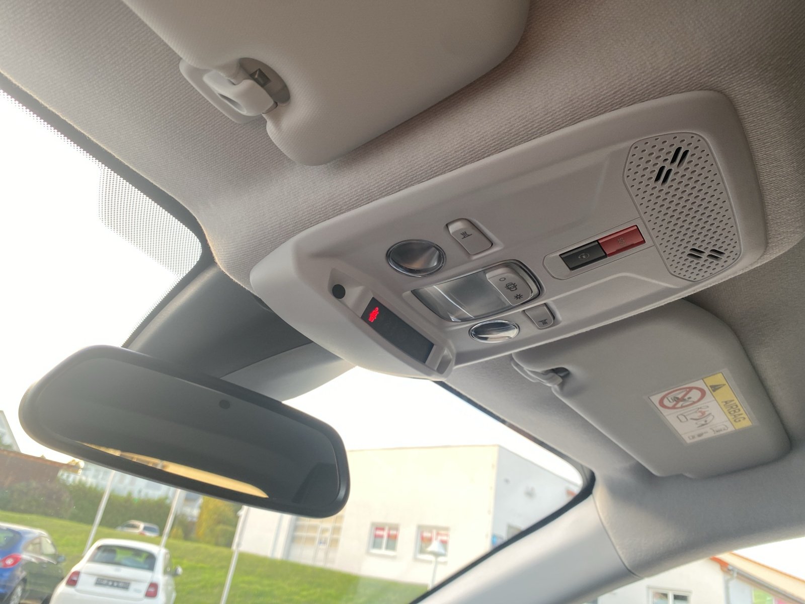 Bild 12 von Opel Corsa-e Elegance, Elektromotor 100 kW (136 PS)