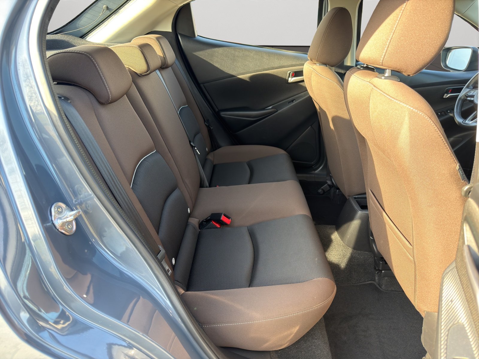 Bild 6 von Mazda 2 1.5, 75PS 5-Gang Center-Line