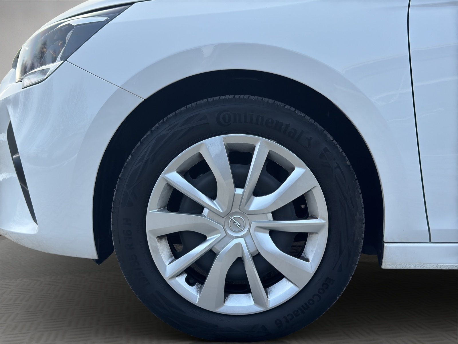 Bild 2 von Opel Corsa Edition 1.2 5-Gang Manuell