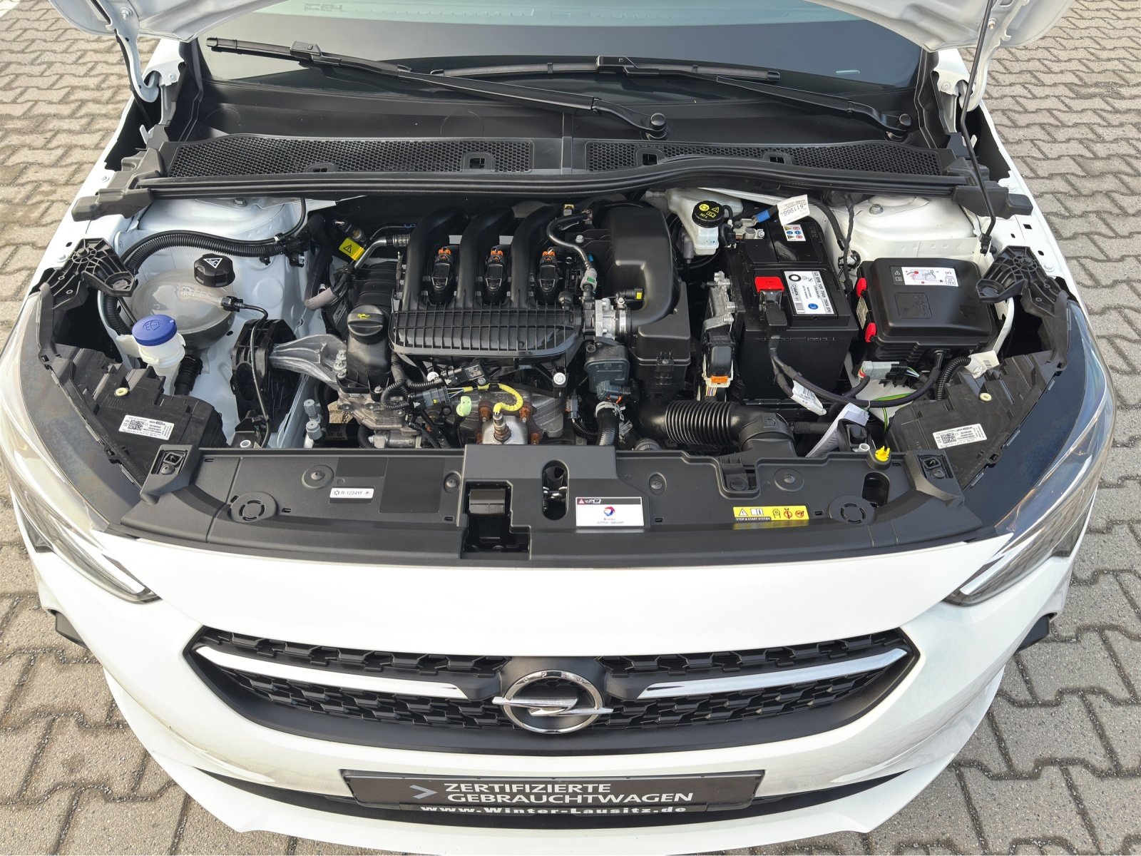 Bild 14 von Opel Corsa Edition 1.2 5-Gang Manuell