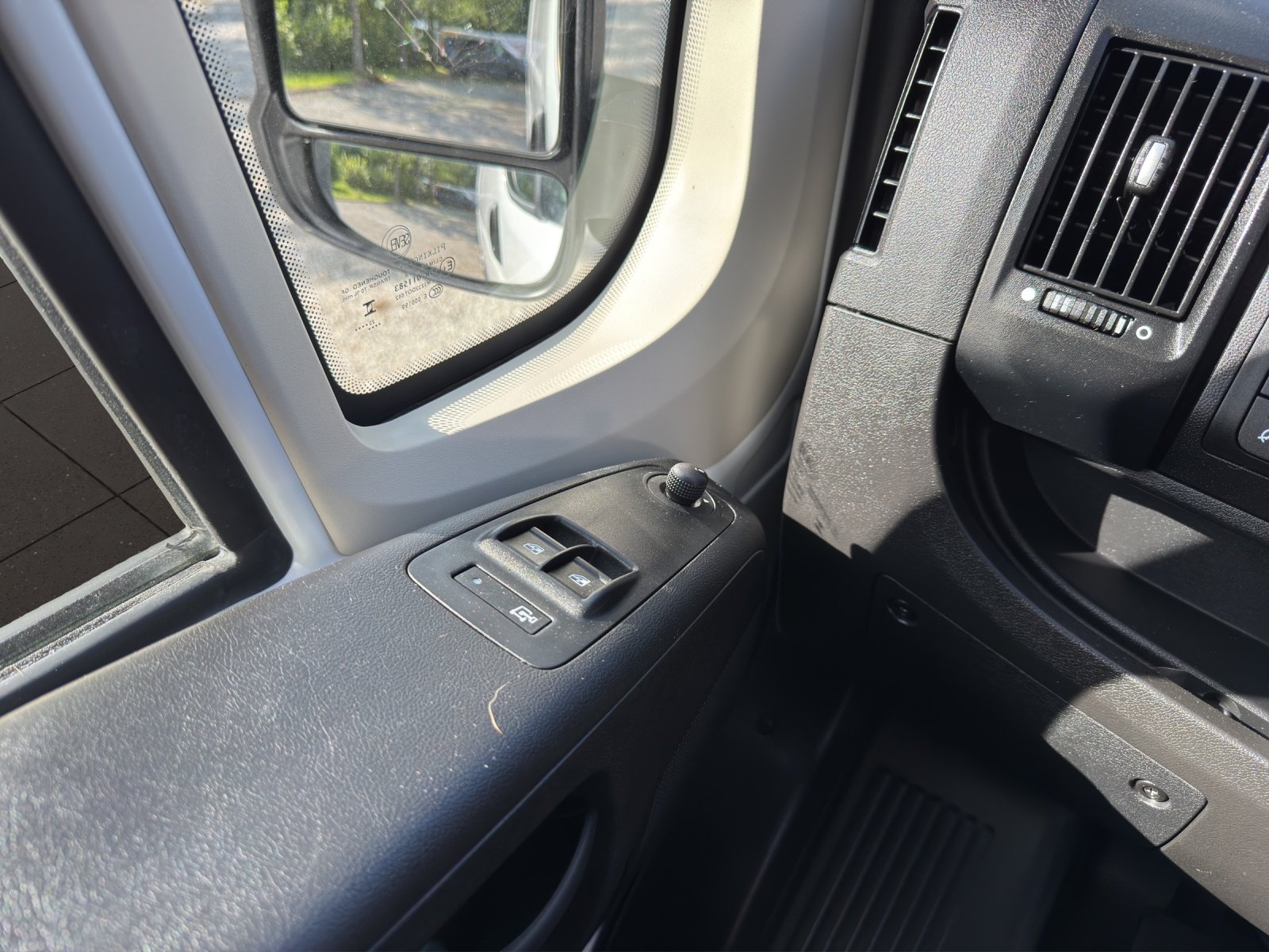 Bild 11 von Opel Movano Cargo L3H2  2.2l BlueHDI Edition