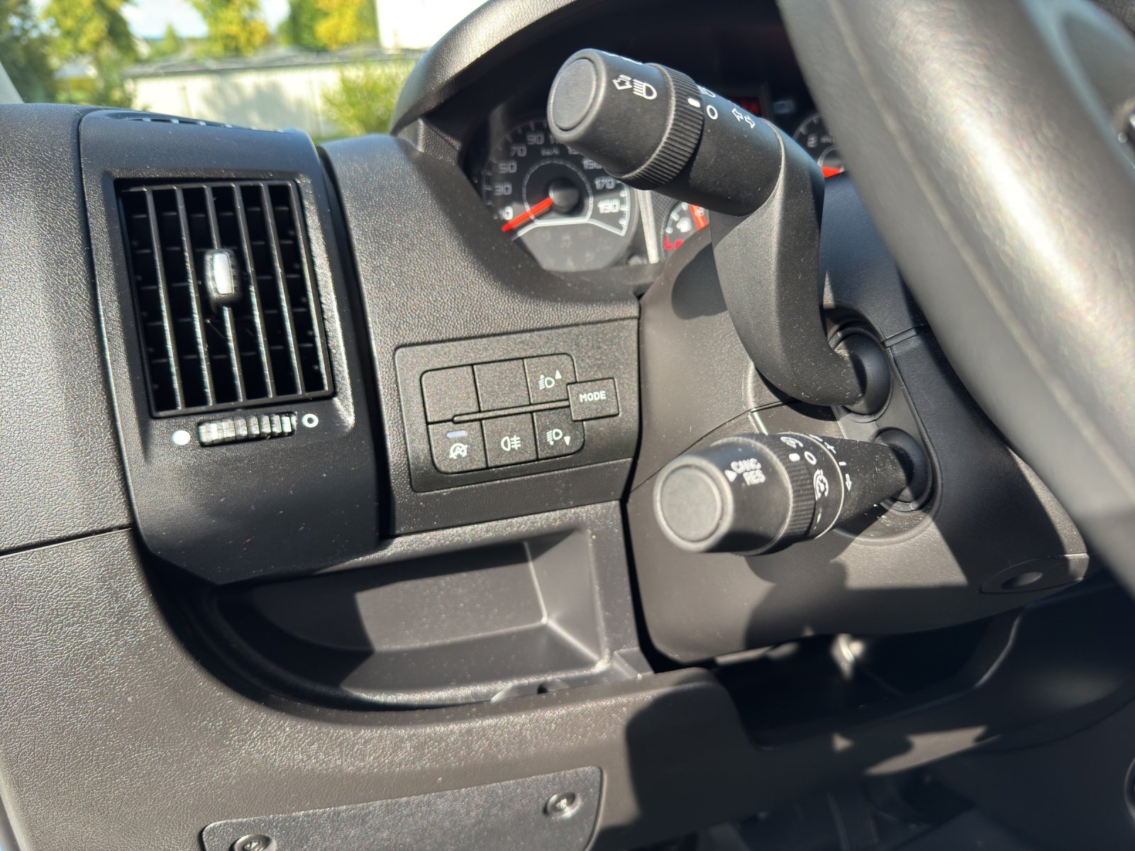 Bild 14 von Opel Movano Cargo L3H2  2.2l BlueHDI Edition