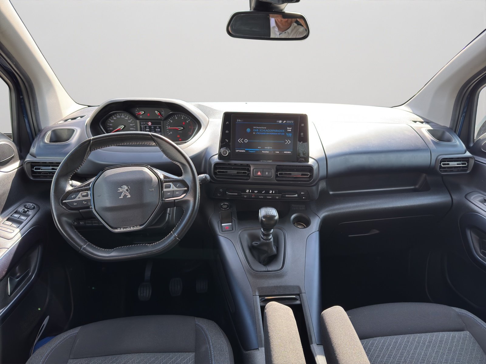 Bild 8 von Peugeot Rifter  1,5