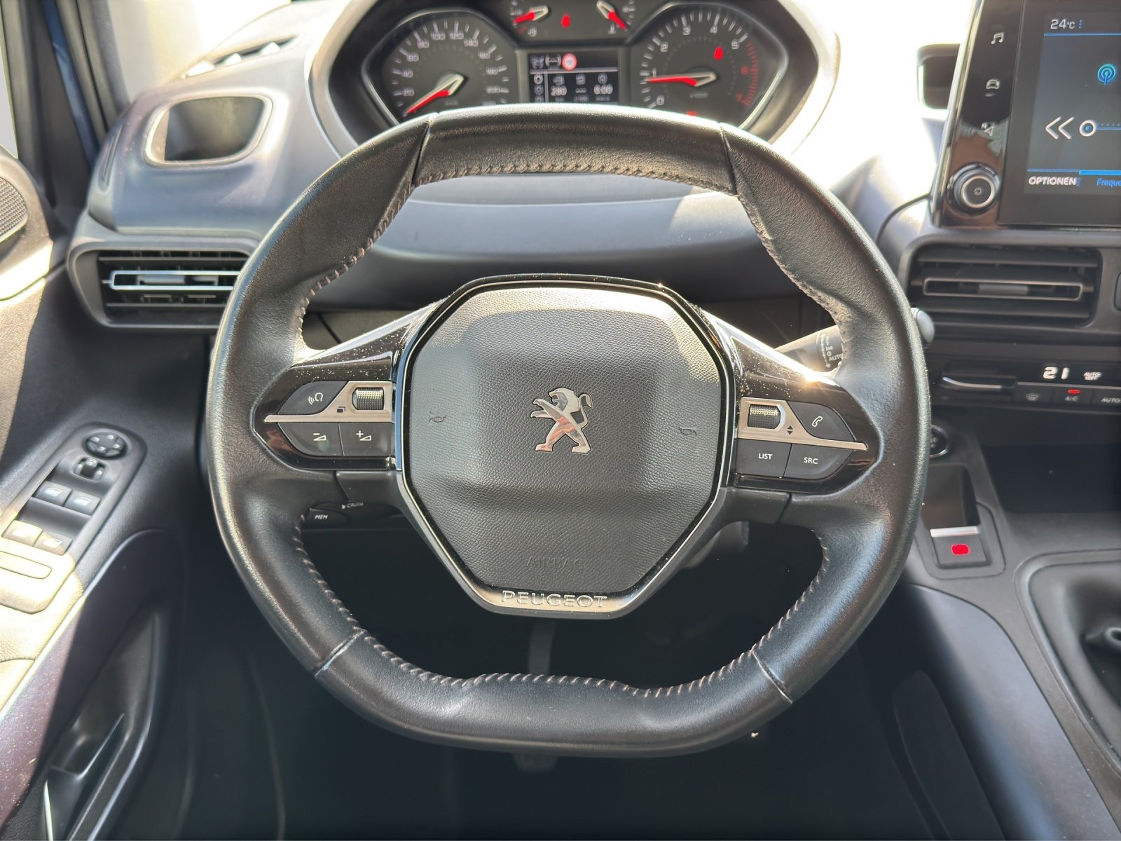 Bild 9 von Peugeot Rifter  1,5