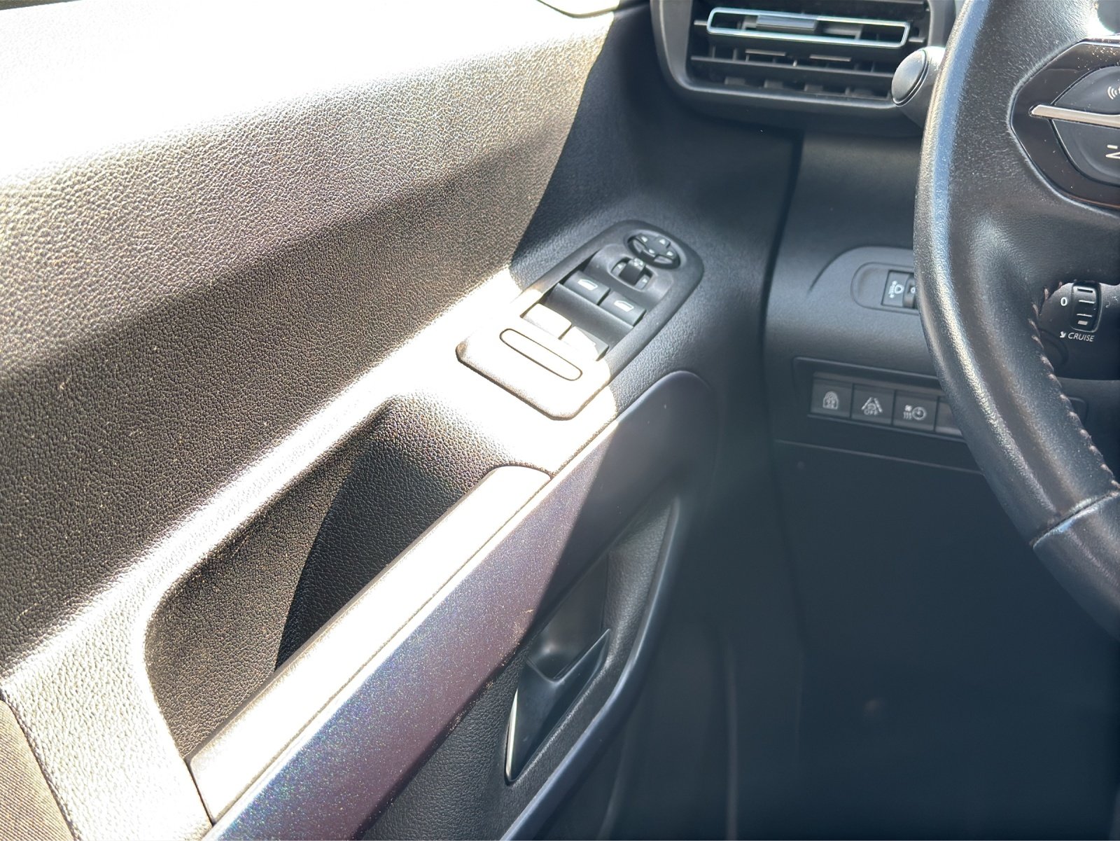 Bild 11 von Peugeot Rifter  1,5
