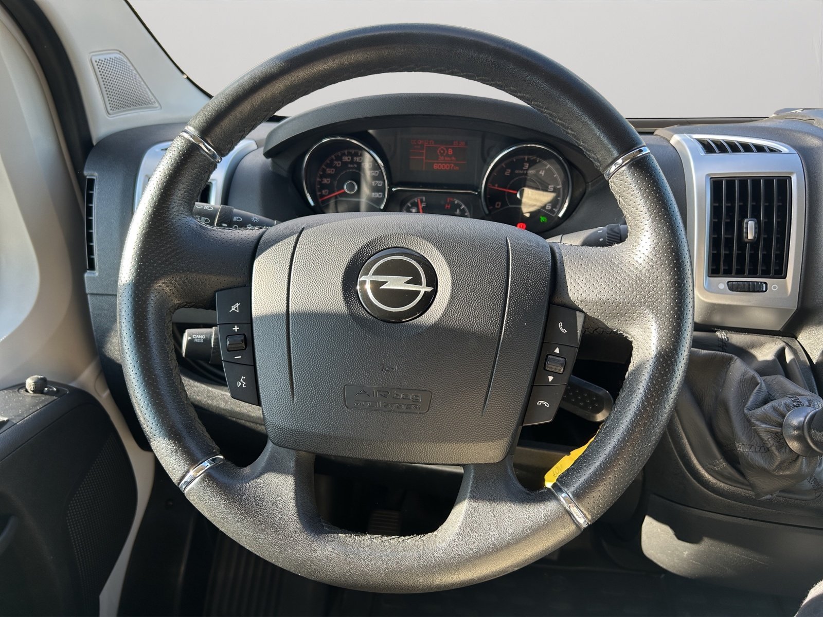 Bild 9 von Opel Movano Cargo L3H2 2.2 BlueHDi EDITION